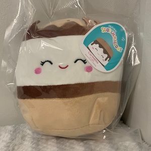 NWT 7.5” Carmelita Squishmallow